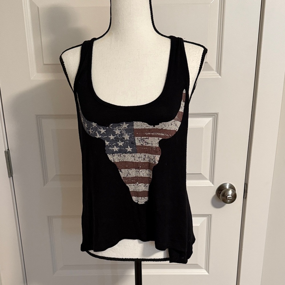 Wet Seal| Patriotic Black Tank Top with Flag Bull Design